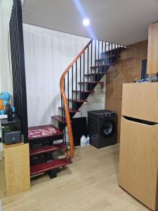 Η κουζίνα ή μικρή κουζίνα στο IKU Home