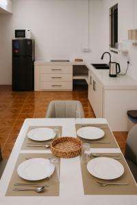 Η κουζίνα ή μικρή κουζίνα στο My Friends Place