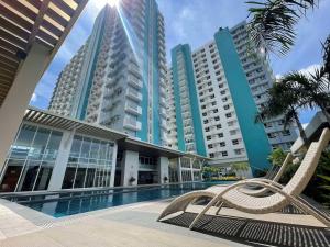 Bazén v ubytování Aure Haven nebo v jeho okolí