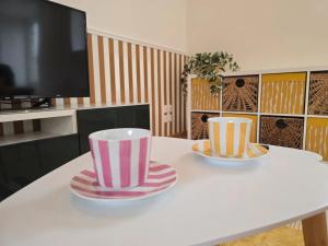 Μια τηλεόραση ή/και κέντρο ψυχαγωγίας στο A la folie +4 φωτογραφίες