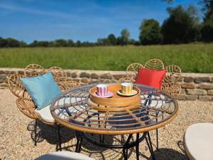 Φωτογραφία από το άλμπουμ του A la folie σε Folligny