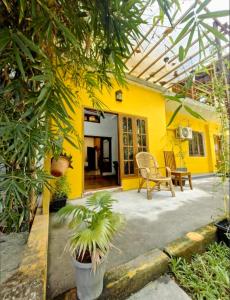 Το κτήριο όπου στεγάζεται  το bed & breakfast