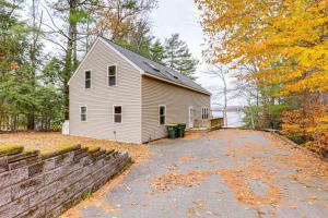 Το κτήριο όπου στεγάζεται  η παραθεριστική κατοικία