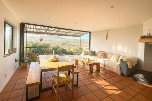 Et opholdsområde på Wildlife Paradise Beach House + 49 billeder