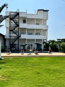 Το κτήριο όπου στεγάζεται  ο ξενώνας