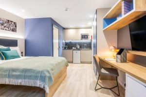 Η κουζίνα ή μικρή κουζίνα στο Iconinc Gravity