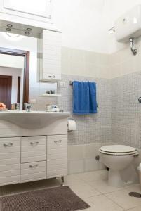 Afbeelding uit fotogalerij van Intero appartamento rinnovato in Campora San Giovanni +6 foto's