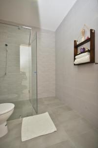 Koupelna v ubytování Abdelmoumen 2BR Spacious Flat