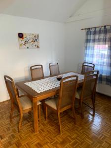 Χώρος καθιστικού στο Vista Dubica +24 φωτογραφίες