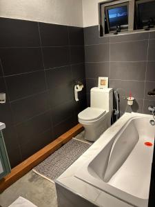 Baðherbergi á 5 Spots Studio