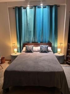 Rúm í herbergi á 5 Spots Studio