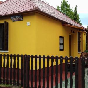 Bygningen som feriehuset ligger i