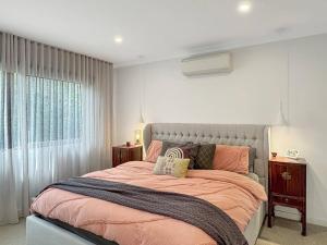 Ένα ή περισσότερα κρεβάτια σε δωμάτιο στο Fyansford 3 Bed Retreat - Modern and Family Friendly