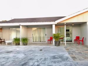 Το κτήριο όπου στεγάζεται  ο ξενώνας