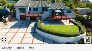 Tòa nhà nơi nhà nghỉ dưỡng tọa lạc