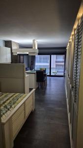 Η κουζίνα ή μικρή κουζίνα στο Studio Face à la Mer 50m de la Plage Middlelkerke Centre