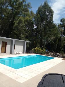 Πισίνα στο ή κοντά στο La Posada Encantada