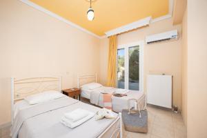 Ένα ή περισσότερα κρεβάτια σε δωμάτιο στο Villa Spartera +76 φωτογραφίες