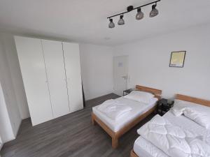 Ένα ή περισσότερα κρεβάτια σε δωμάτιο στο Nestwerk Solide L16-01