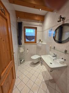 Koupelna v ubytování Hans Girgl Hof