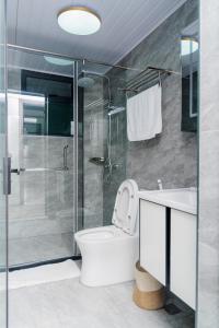Koupelna v ubytování H&S Gateway Homes