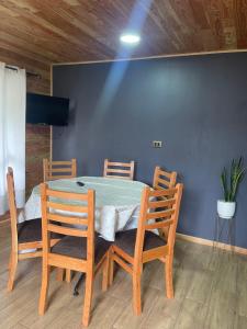 Μια τηλεόραση ή/και κέντρο ψυχαγωγίας στο Cabaña centro