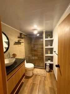 Koupelna v ubytování Hermosa casa en el centro de Filandia, Quindío