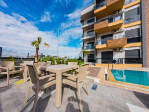 Πισίνα στο ή κοντά στο Dorado Suit