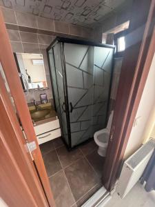 Ένα μπάνιο στο grand life hotel