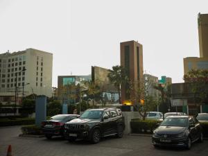 Ảnh trong thư viện ảnh của Panoramic City Views Chapter 2 -15th Floor Studio Apartment ở Jāmb