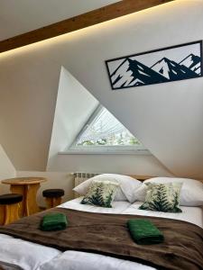 Ένα ή περισσότερα κρεβάτια σε δωμάτιο στο W Borze