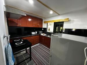 Nhà bếp/bếp nhỏ tại Nadi Ocean House 1