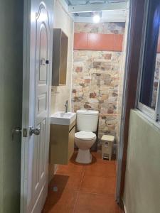 Un baño de Constanza Family House