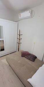 Кровать или кровати в номере Ap a Beira Mar em Gravatá/ Beto carreroAeroporto