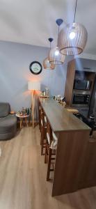 Afbeelding uit fotogalerij van Casa aconchegante com piscina em Nova Tramandai, até 6 hospédes, não aceitamos pets in Tramandaí