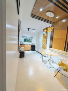 Φωτογραφία από το άλμπουμ του Cozy 1 Bedroom & Parlor GRA Ikeja σε Ikeja