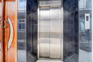 Φωτογραφία από το άλμπουμ του Collection O Erattupetta Formerly City Residency σε Kottayam