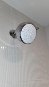 Koupelna v ubytování 1 Bedroom Apt in Luxury Building + 16 fotografií