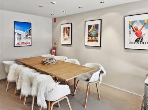 Χώρος καθιστικού στο Snow Stream 8