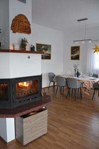 Χώρος καθιστικού στο Villa Luka