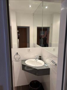 Phòng tắm tại Hotel Salzufler Hof +20 ảnh