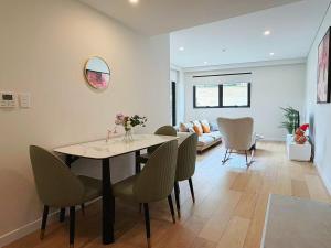 Φωτογραφία από το άλμπουμ του Charming 1BR Escape in Epping Cozy & Central σε Epping