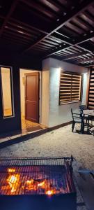 Gril dostupný pro hosty v apartmánu + 27 fotografií