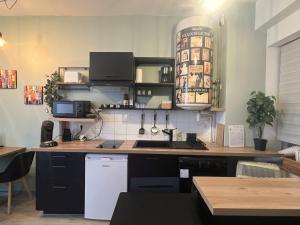 Η κουζίνα ή μικρή κουζίνα στο Appartement proche Cathédrale