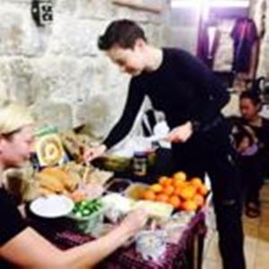 Φαγητό σε αυτό το hostel ή κάπου εκεί κοντά