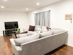 Μια τηλεόραση ή/και κέντρο ψυχαγωγίας στο 3 Bedrooms