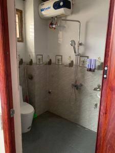 Ένα μπάνιο στο Kim dat hotel