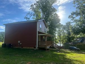 Το κτήριο όπου στεγάζεται  η παραθεριστική κατοικία