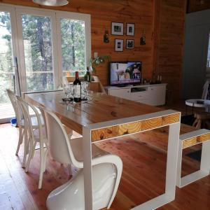 TV/trung tâm giải trí tại Cabaña sobre el Lago Cholila