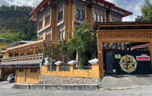 Το κτήριο όπου στεγάζεται  το ξενοδοχείο